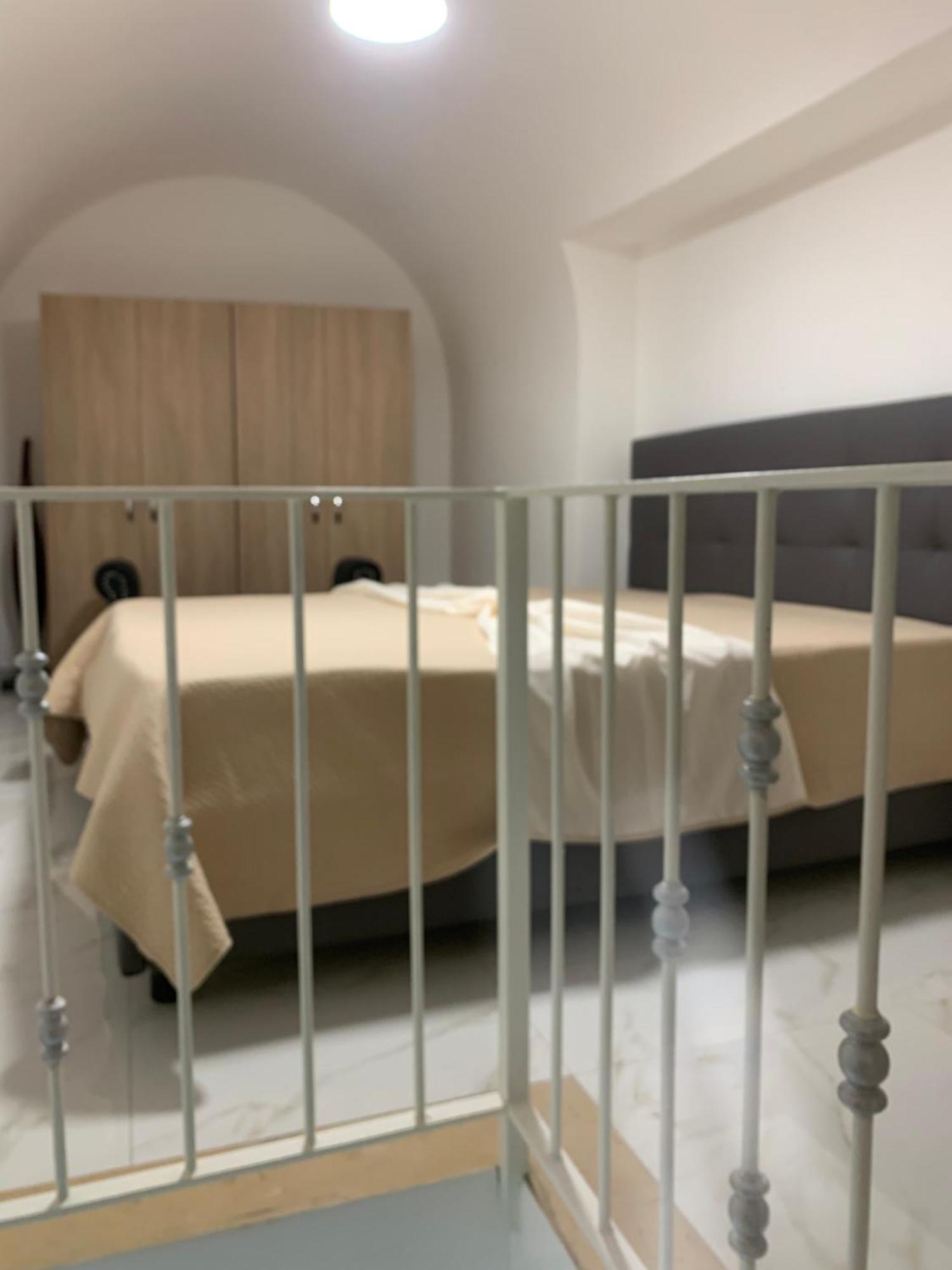 Apartamento Viky House Chiaja 1 Nápoles Exterior foto